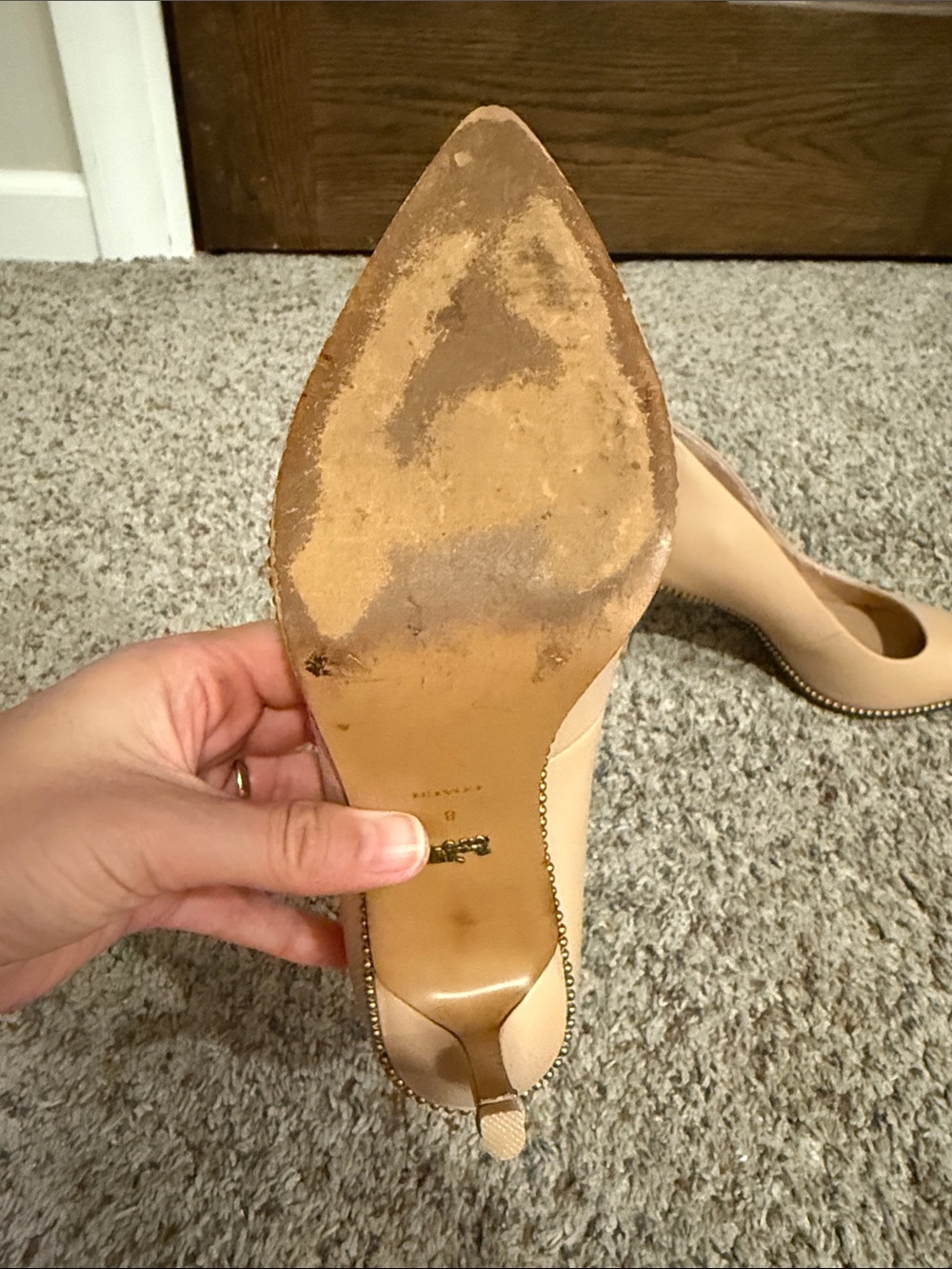Coach Tan Nude Cream Pointed-Toe Gold Stud Trim Pumps Size 8 - Picture 6 of 16